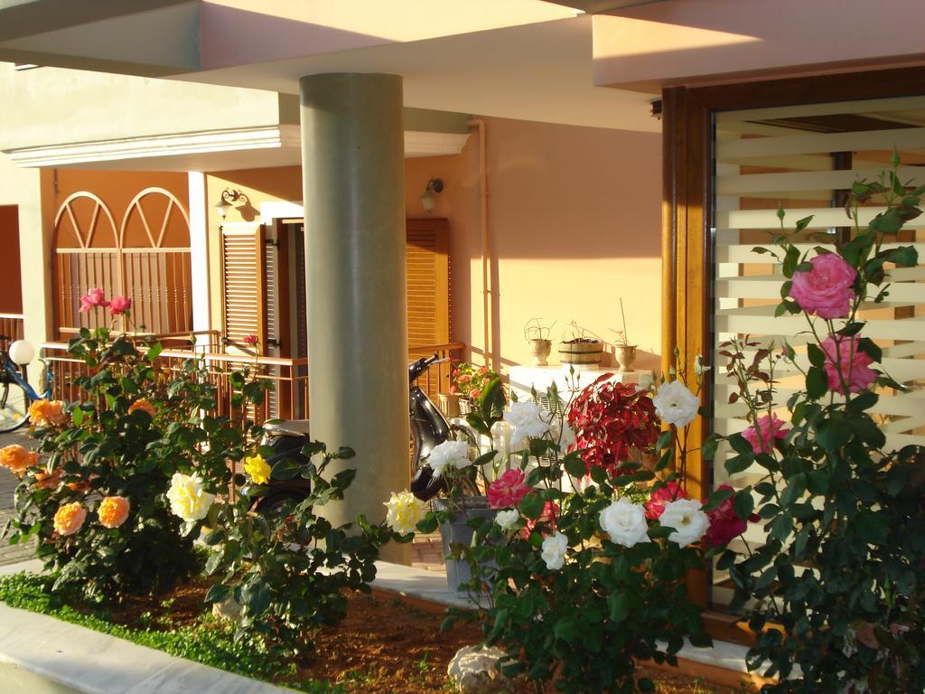 Hotel Anastazia Poros  Exterior foto